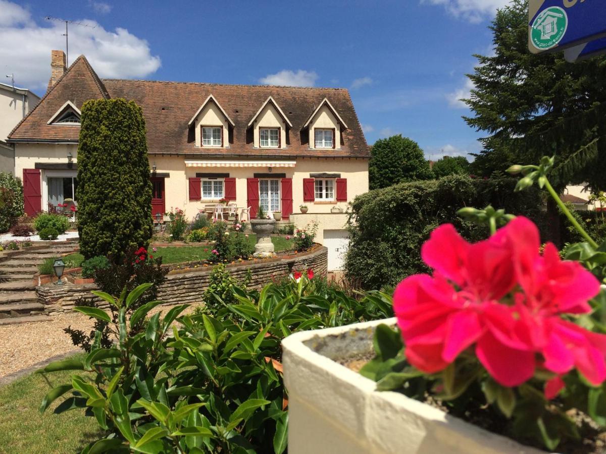 Hotel La Noisetiere Noyers-sur-Cher Exterior foto